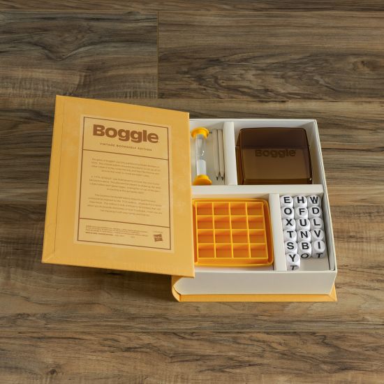 Classic Vintage Boggle Board Game - Bookshelf Edition