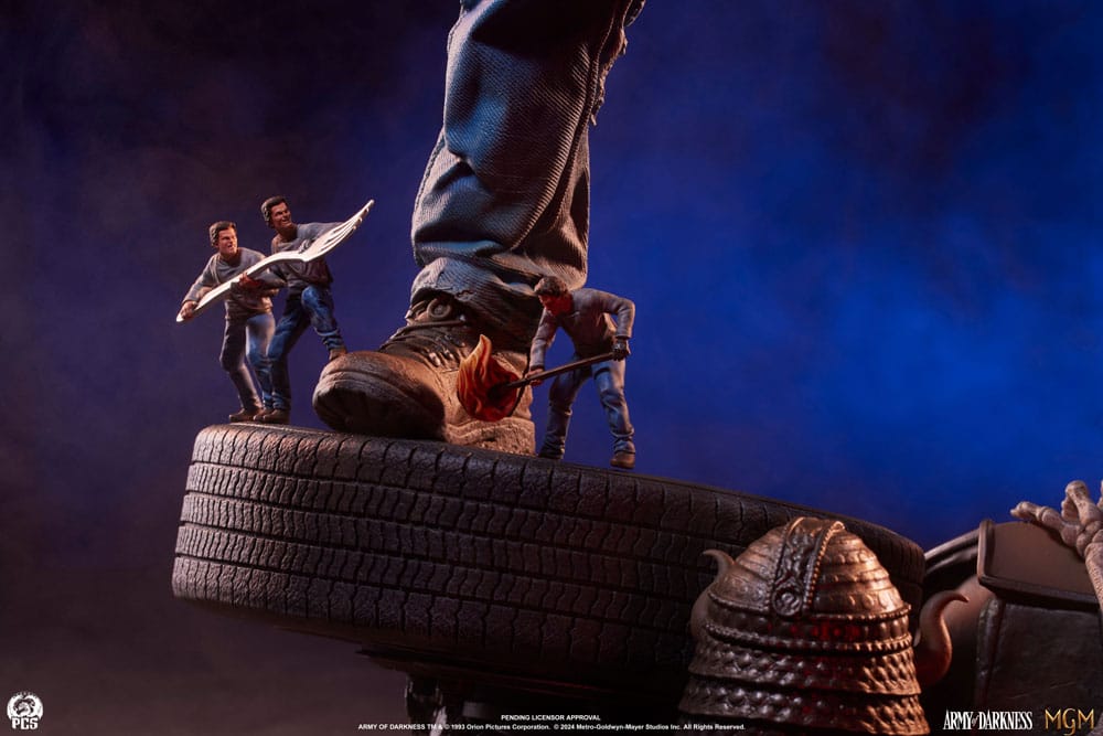Army of Darkness Premier Series 1/4 Scale Ash Statue - Highly Detailed Collectible