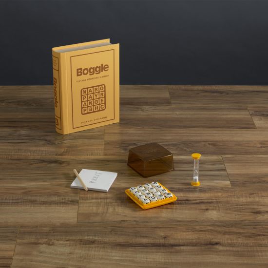 Classic Vintage Boggle Board Game - Bookshelf Edition