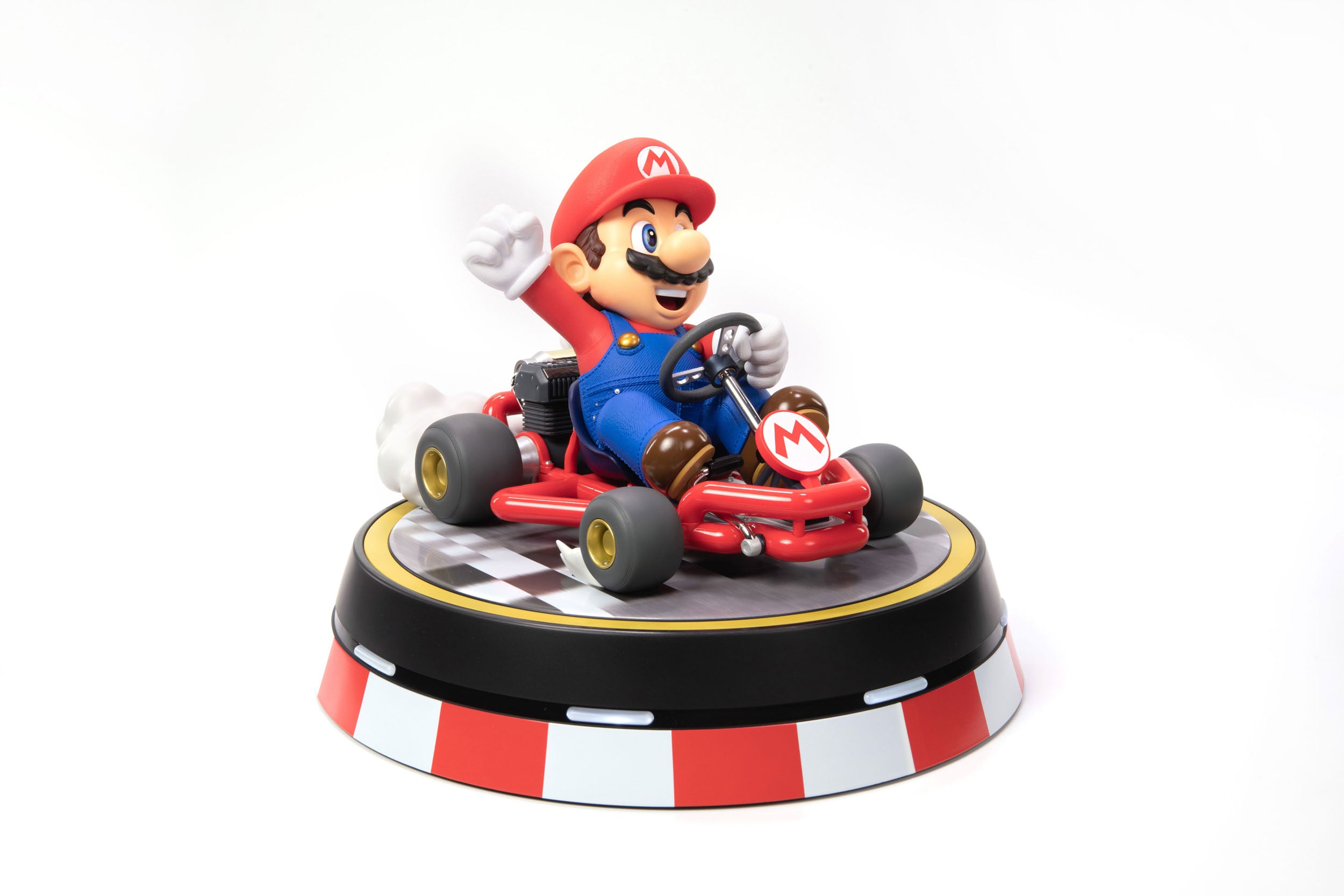 First4Figures High - Quality Mario Kart Mario Collector's Edition PVC Statue