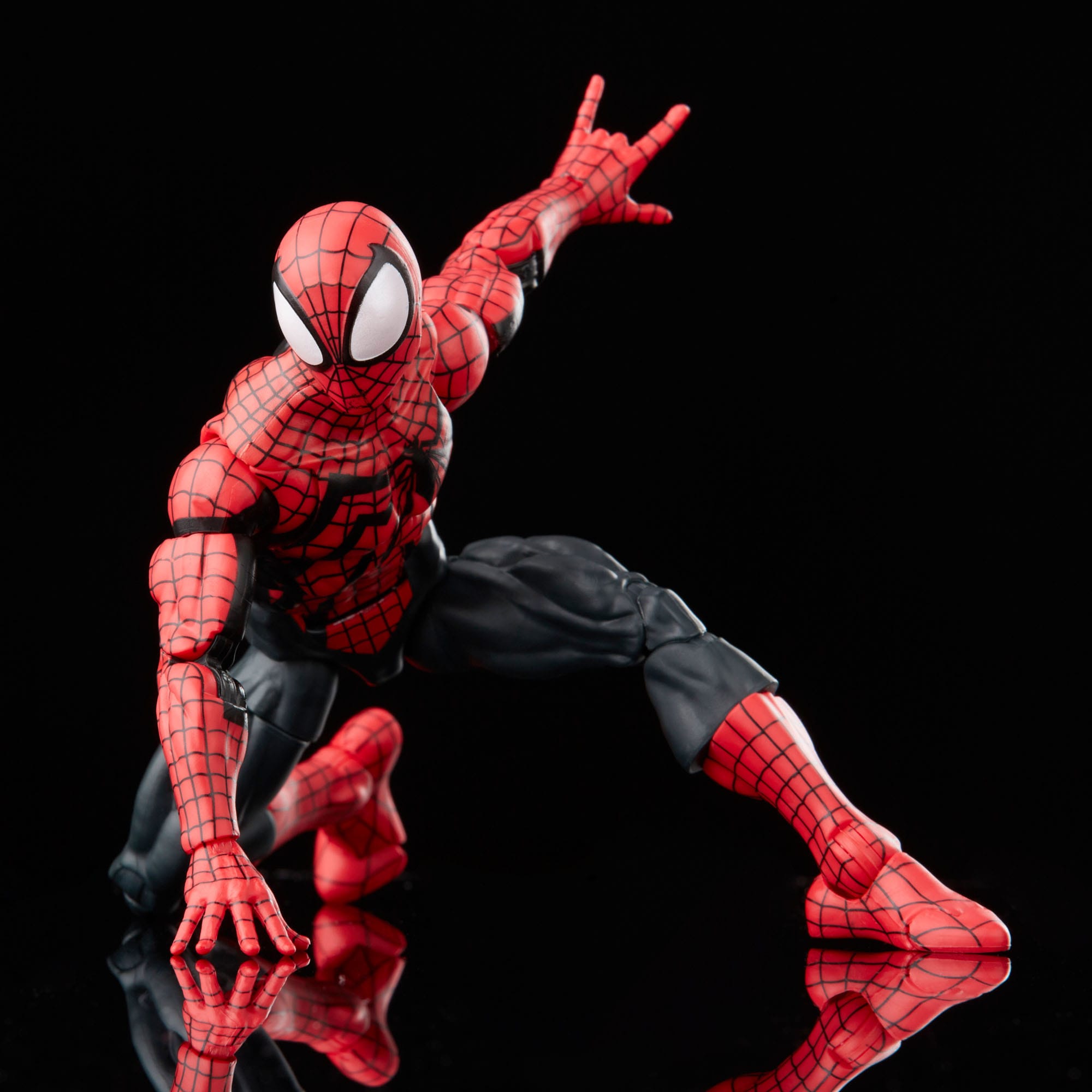 Hasbro Marvel Legends Retro 6-Inch Ben Reilly as Spider-Man Action Figure