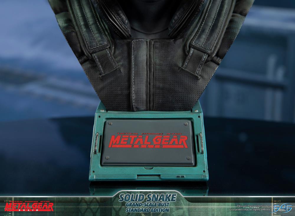 First4Figures Grand Scale Collectible Bust of Solid Snake from Metal Gear Solid