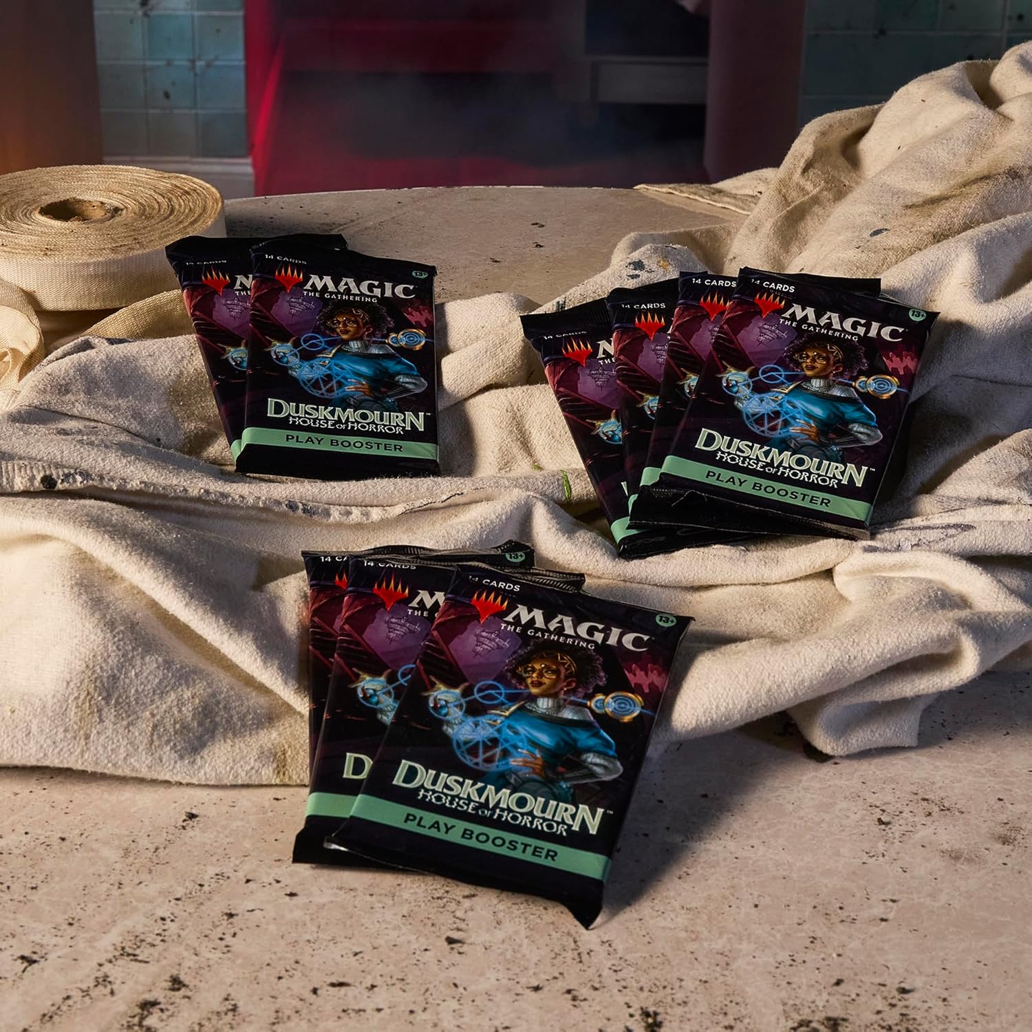 Magic: The Gathering Duskmourn Horror House Collectible Bundle