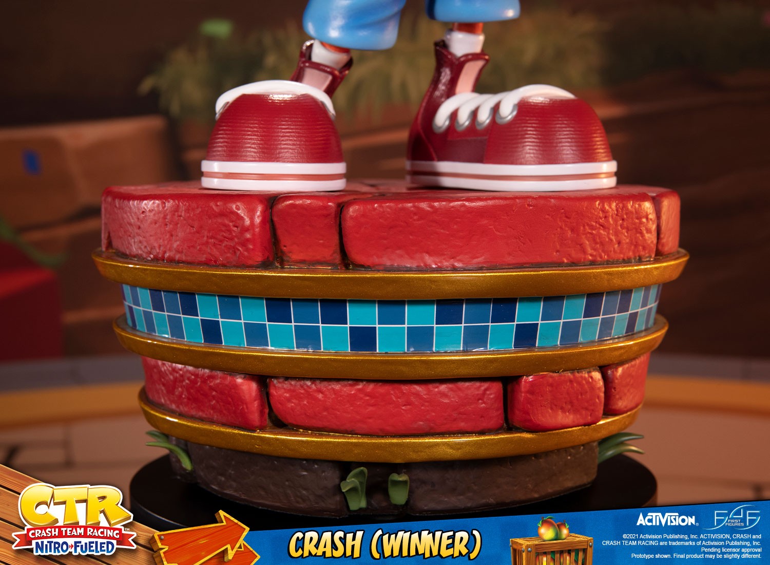 First4Figures Resin Collectible: Crash Bandicoot Nitro-Fueled Winner Statue