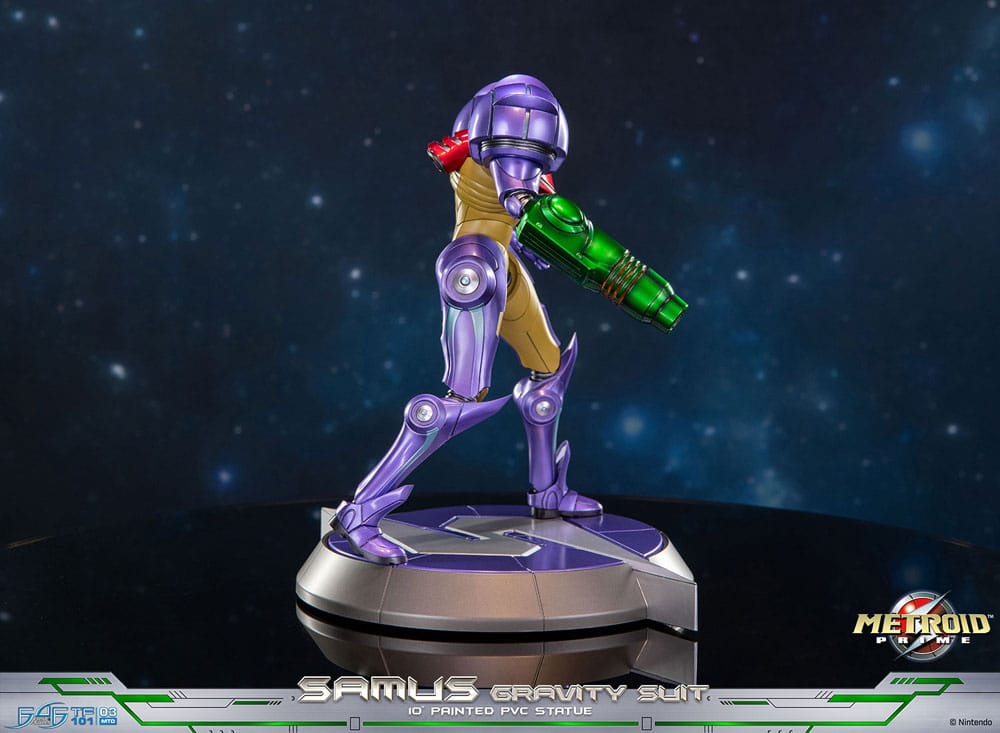 First4Figures Standard Edition PVC Statue of Samus in Metroid Prime Gravity Suit