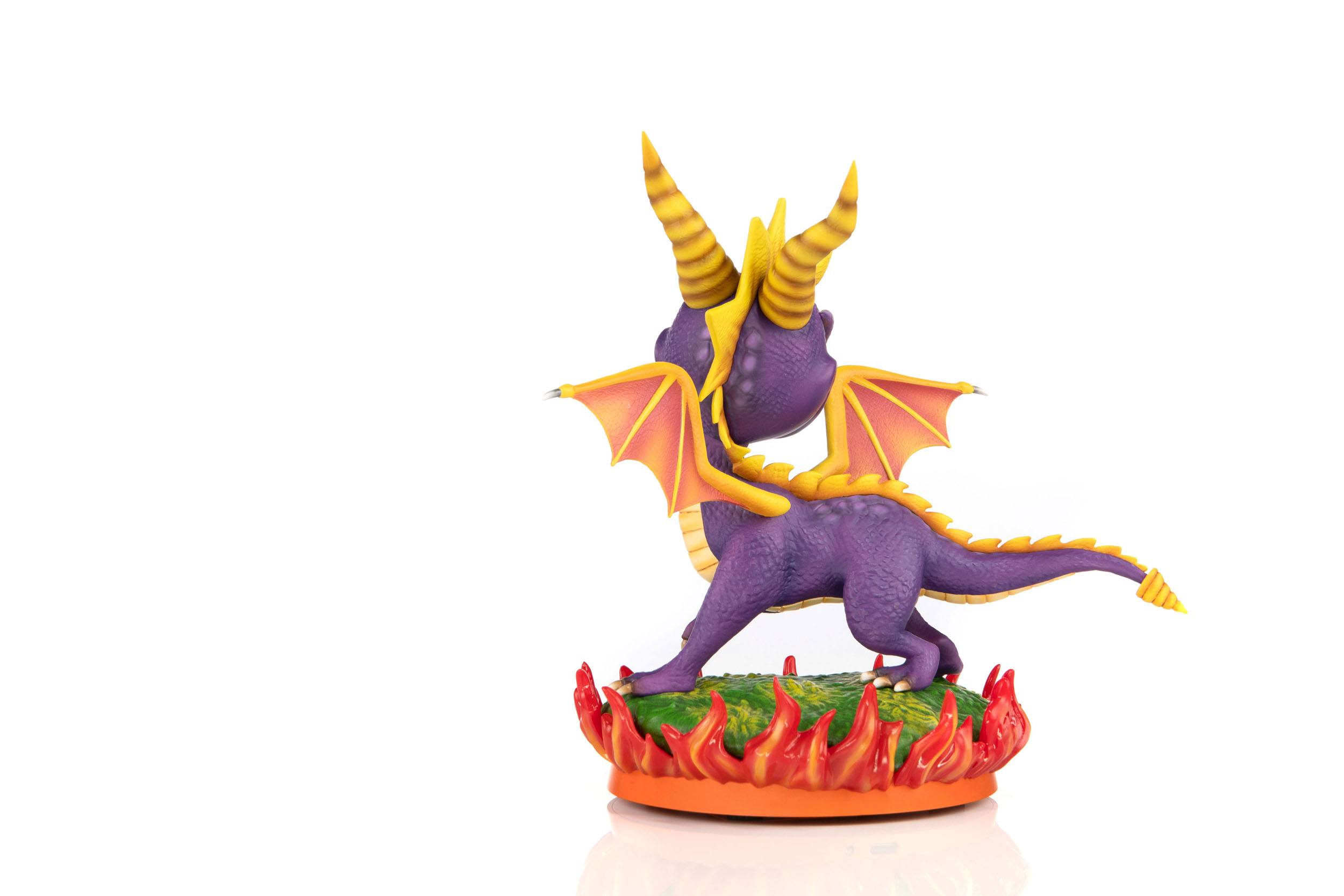 First 4 Figures 8 - Inch PVC Collectible Statue of Spyro The Dragon from Spyro 2: Classic Ripto's Rage