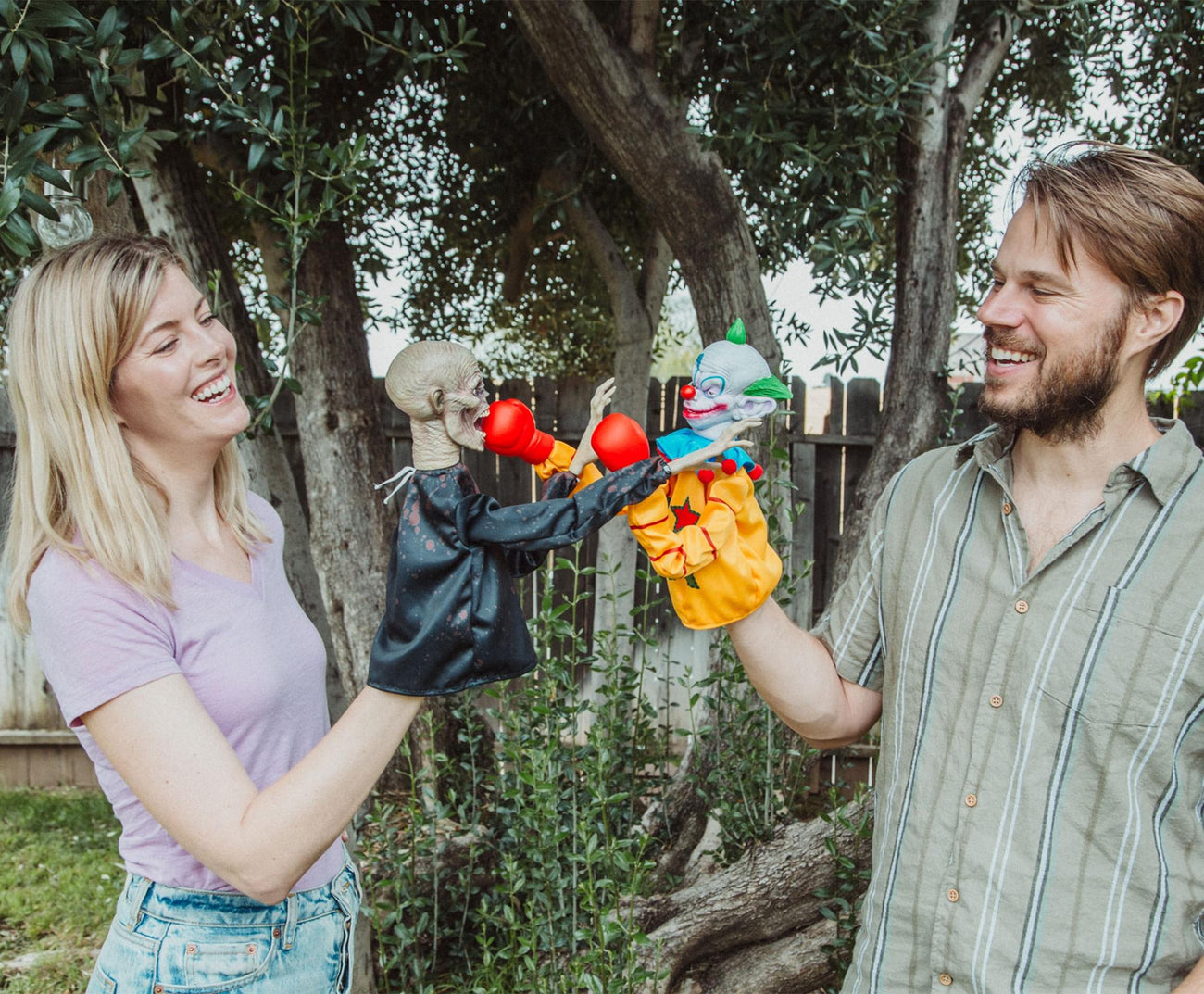 Exclusive 13-Inch Horror Reachers Shorty Boxing Grabbing Puppet from Killer Klowns
