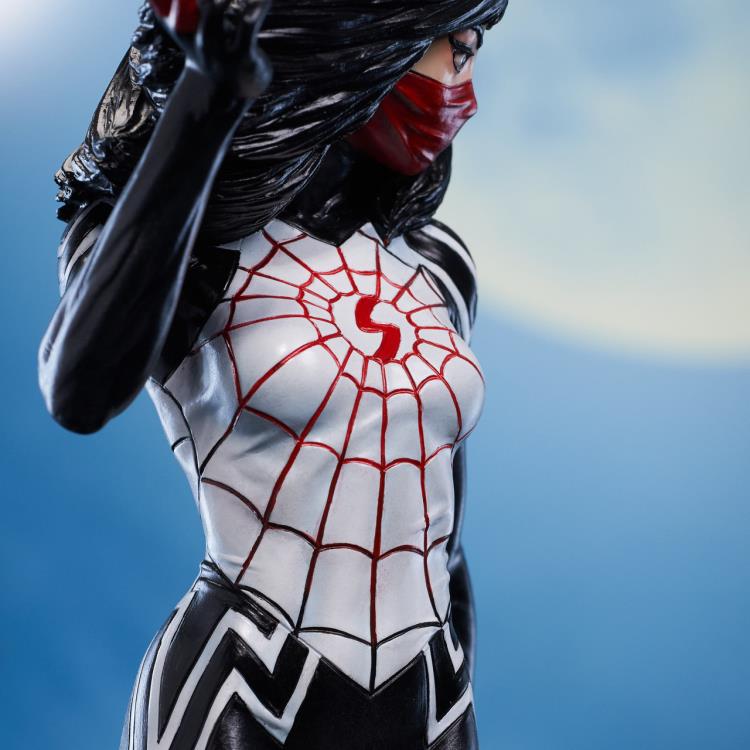 Marvel Premier Collectible Series Silk 1/7 Scale Limited Edition Collectible Statue