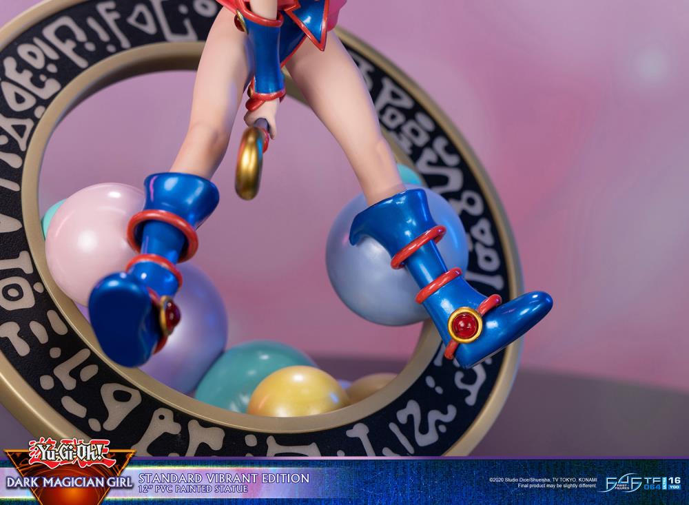 First4Figures Yu-Gi-Oh! Standard Vibrant Edition Dark Magician Girl Statue