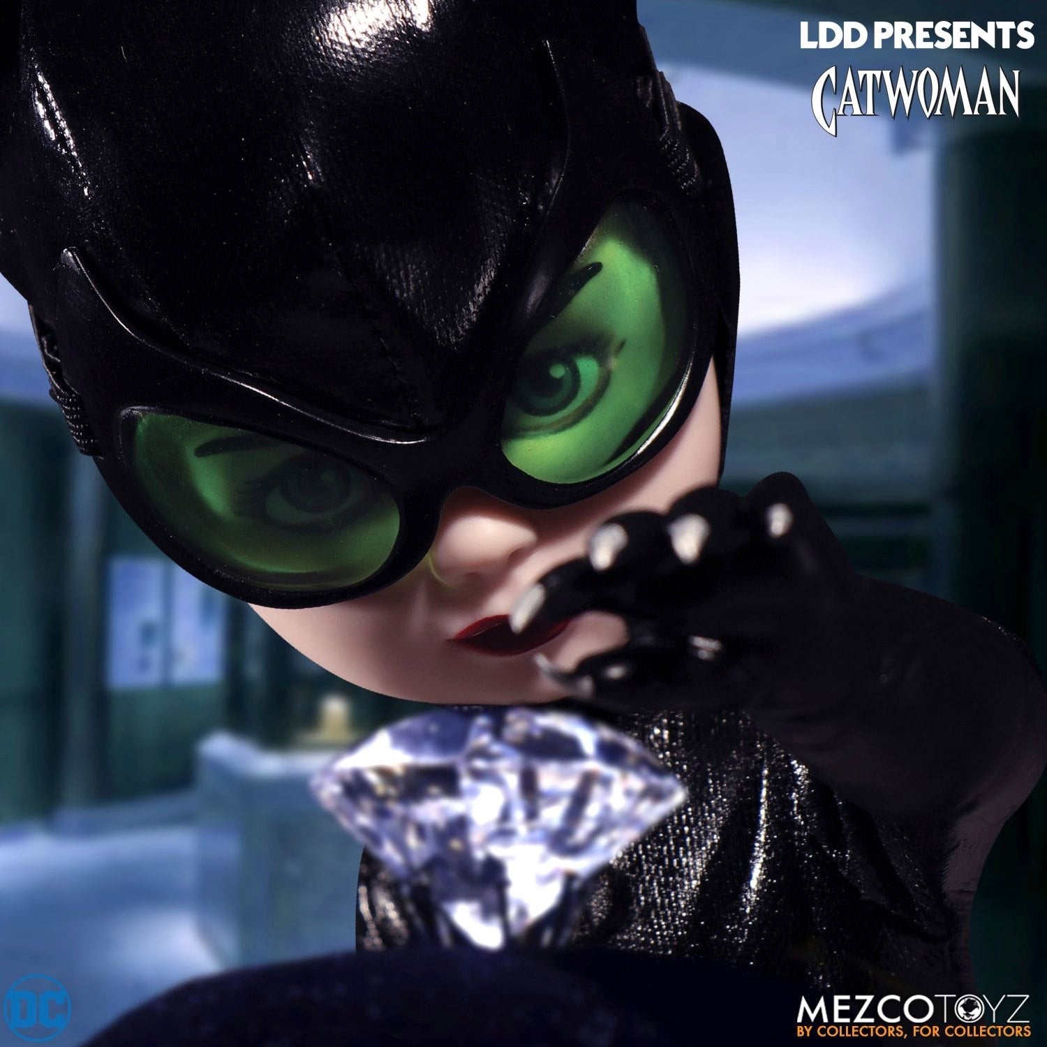 Living Dead Dolls Unveils DC Universe's Clawed Catwoman from Batman