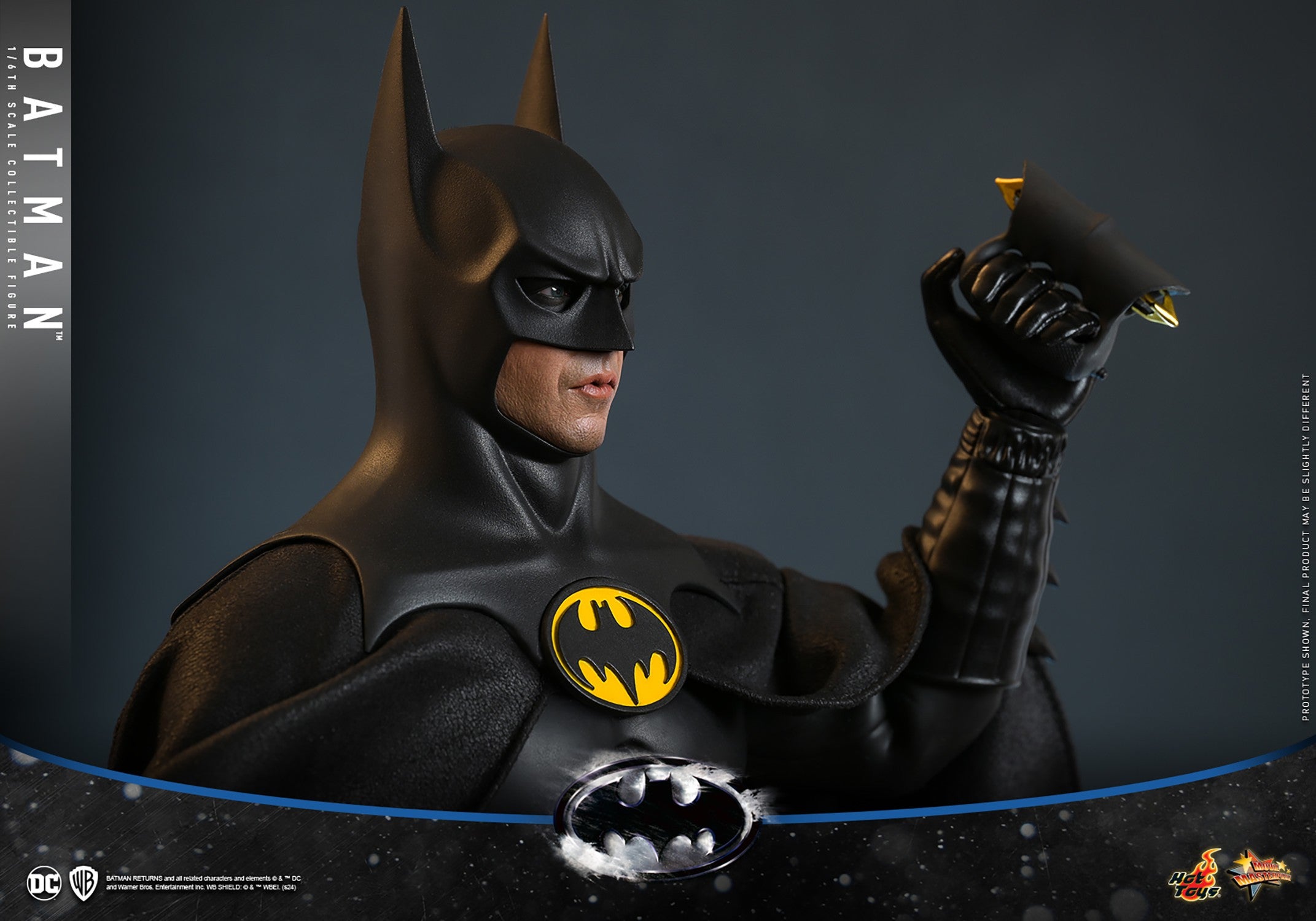 Hot Toys 1/6th Scale Collectible Figure of Batman from Batman Returns Movie