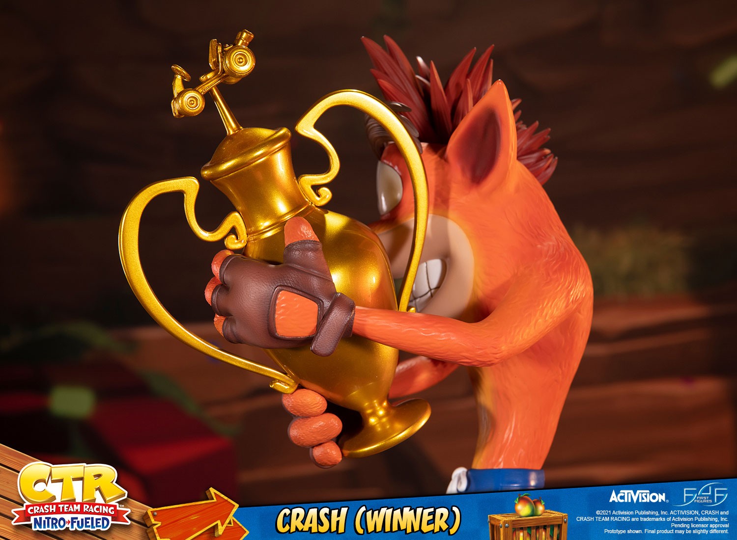 First4Figures Resin Collectible: Crash Bandicoot Nitro-Fueled Winner Statue