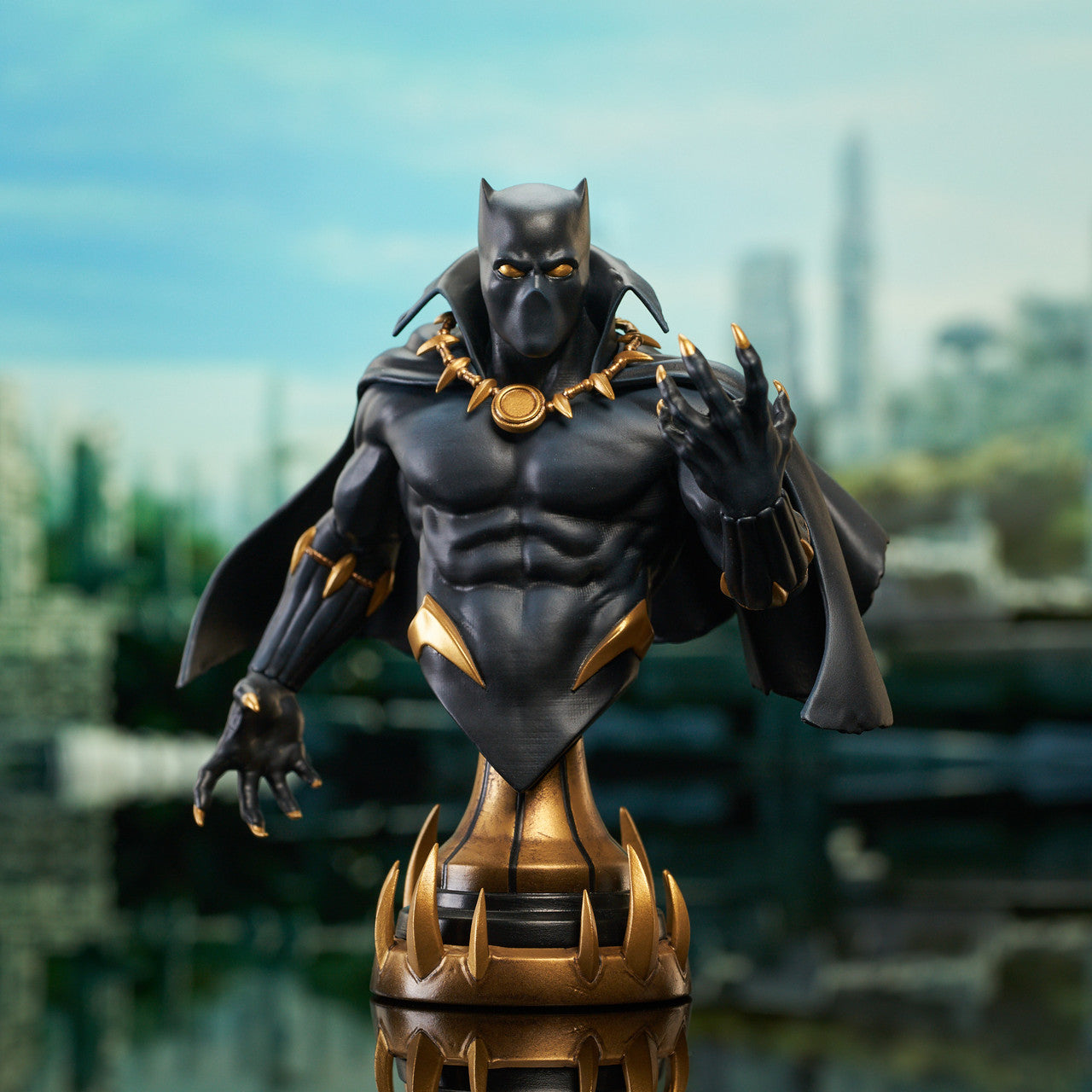Limited Edition 1/7 Scale Marvel Comics Black Panther Mini Bust