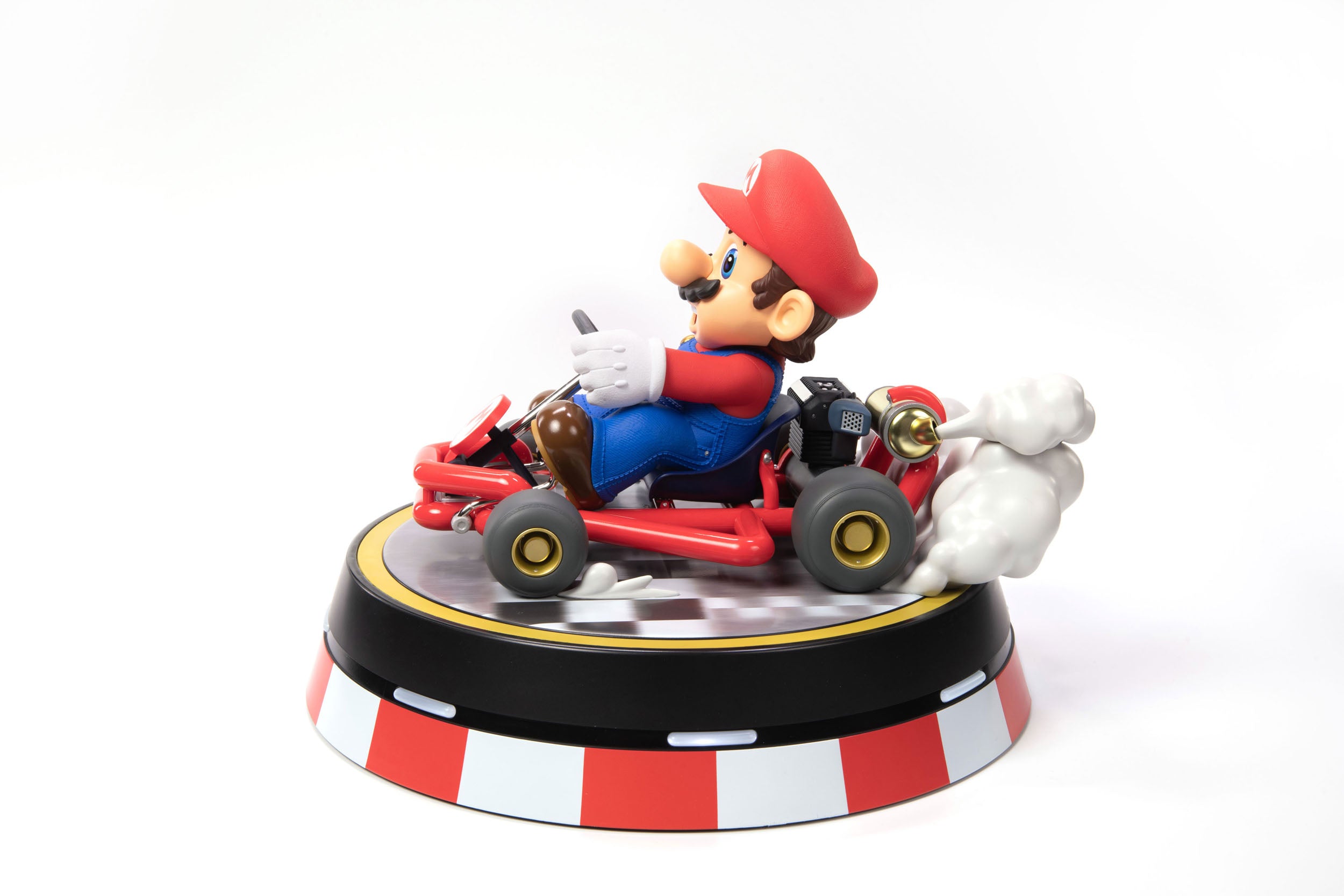 First4Figures High - Quality Mario Kart Mario Collector's Edition PVC Statue