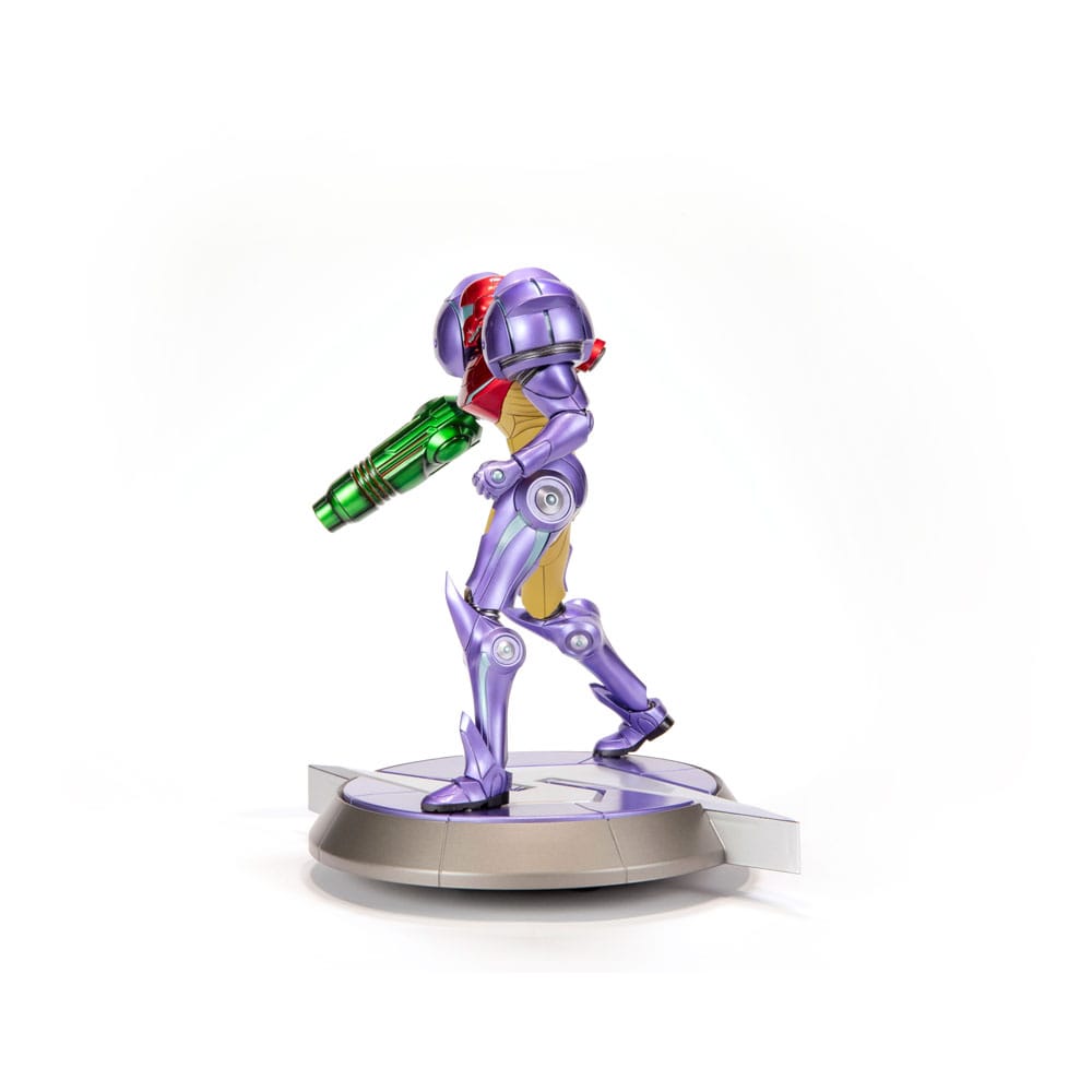 First4Figures Standard Edition PVC Statue of Samus in Metroid Prime Gravity Suit