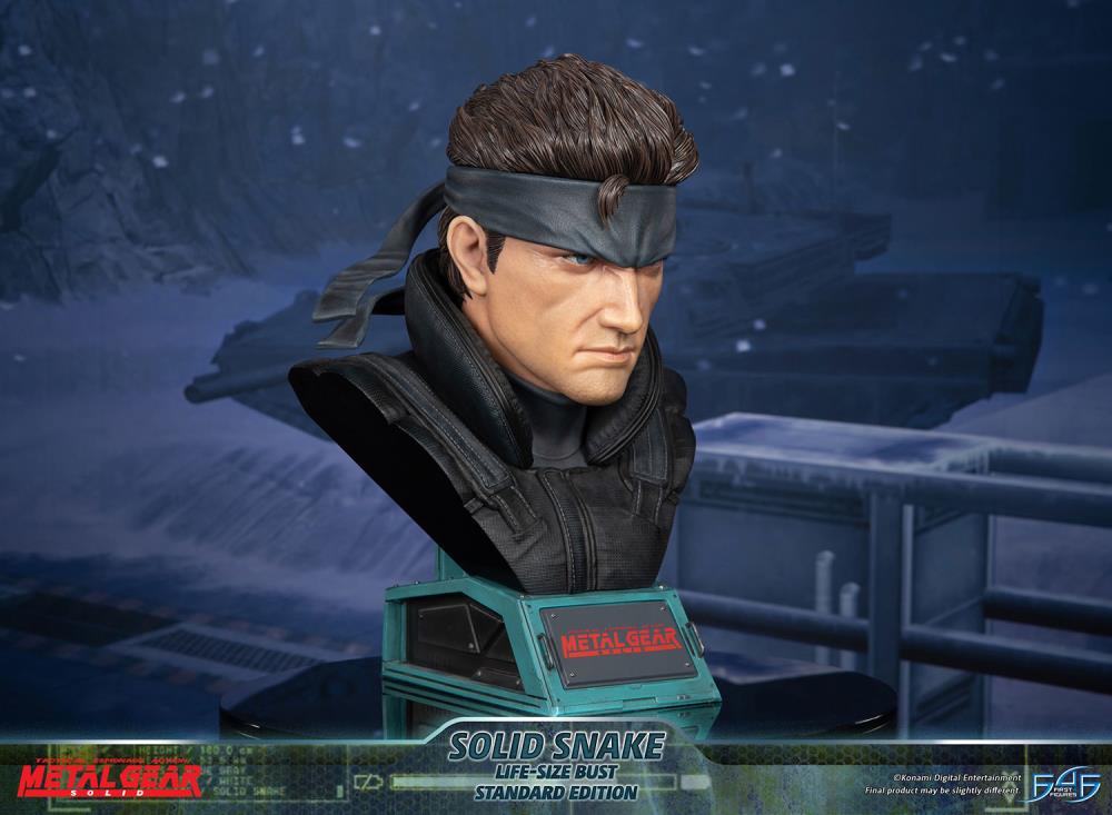 First4Figures Highly Detailed 1/1 Scale Life - Size Solid Snake Bust from Metal Gear Solid Video Game