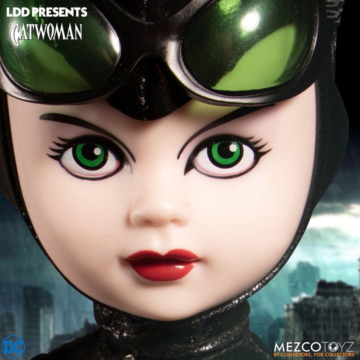 Living Dead Dolls Unveils DC Universe's Clawed Catwoman from Batman