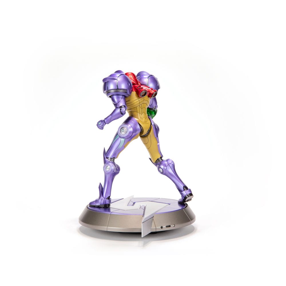 First4Figures Standard Edition PVC Statue of Samus in Metroid Prime Gravity Suit