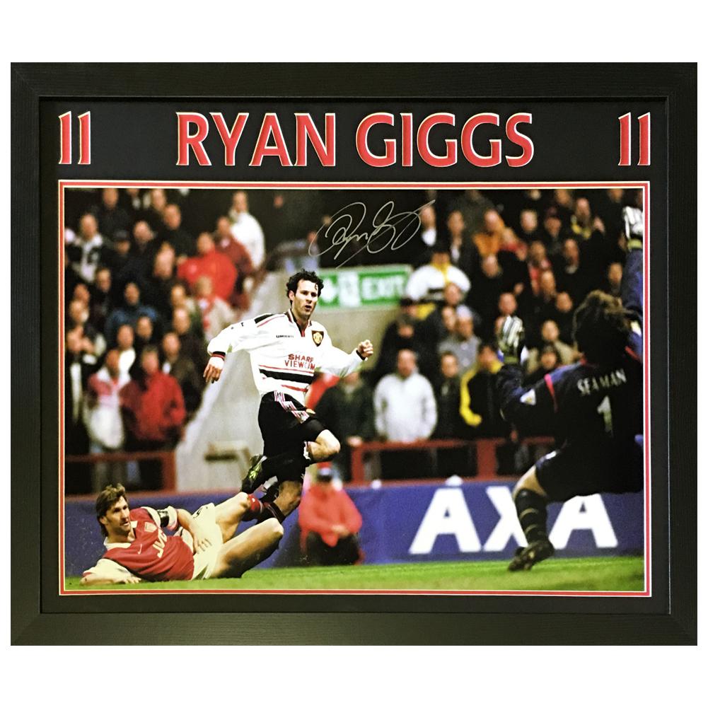 Authentic Ryan Giggs Signed Framed 16x20 Inch Manchester United Print