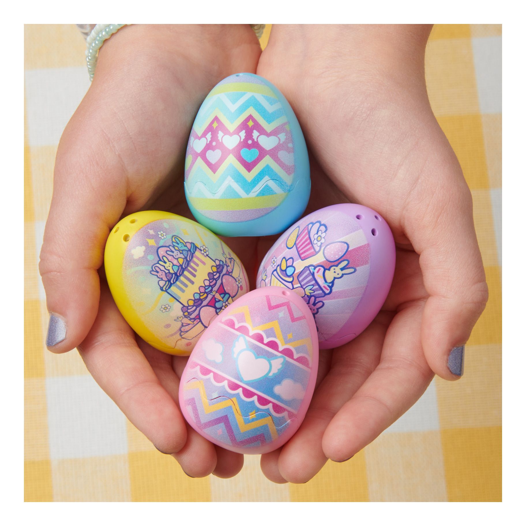 Adorable Hatchimals CollEGGtibles Bunny Family Spring Basket Gift Set for Kids