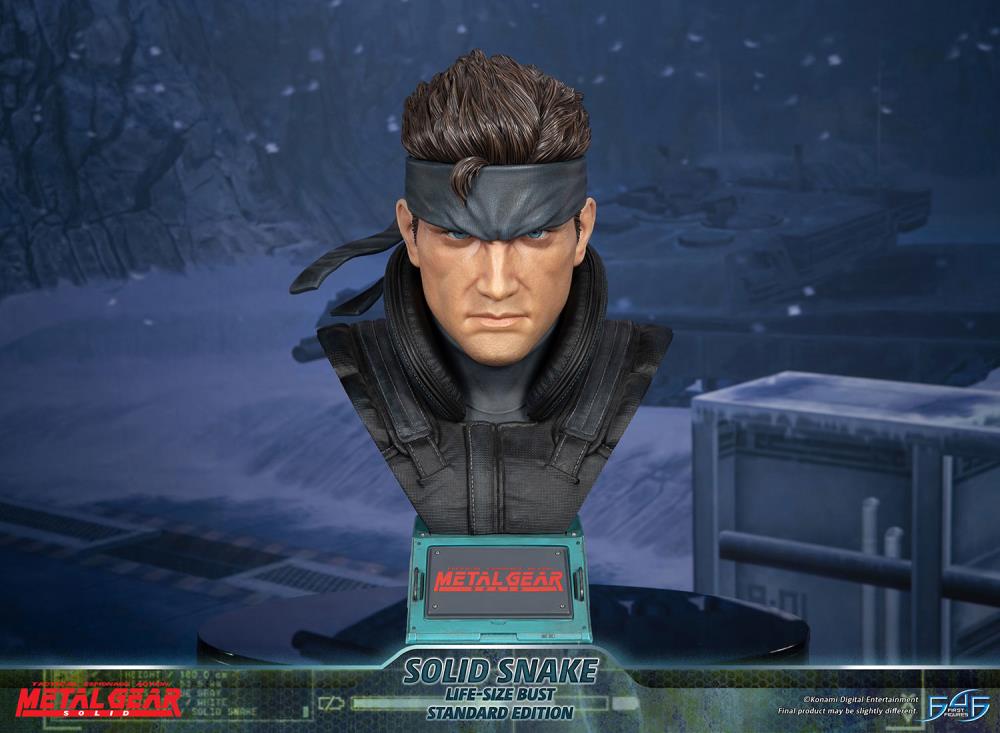 First4Figures Highly Detailed 1/1 Scale Life - Size Solid Snake Bust from Metal Gear Solid Video Game