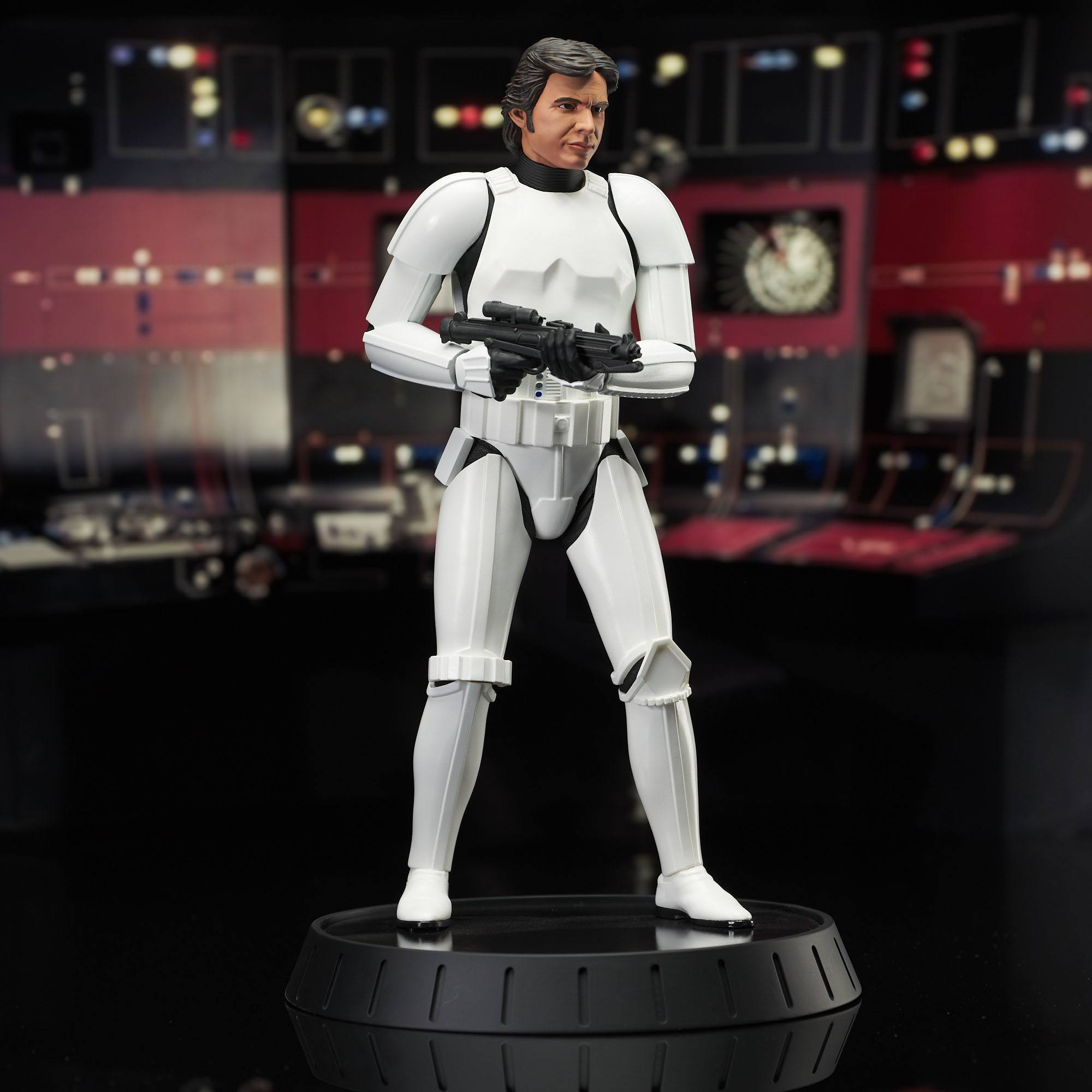 Exclusive Gentle Giant 1/6 Scale Collectible Statue of Han Solo in Stormtrooper Disguise from Star Wars Episode IV for the 40th Anniversary, 30 cm Tall and Limited to 1000 Worldwide