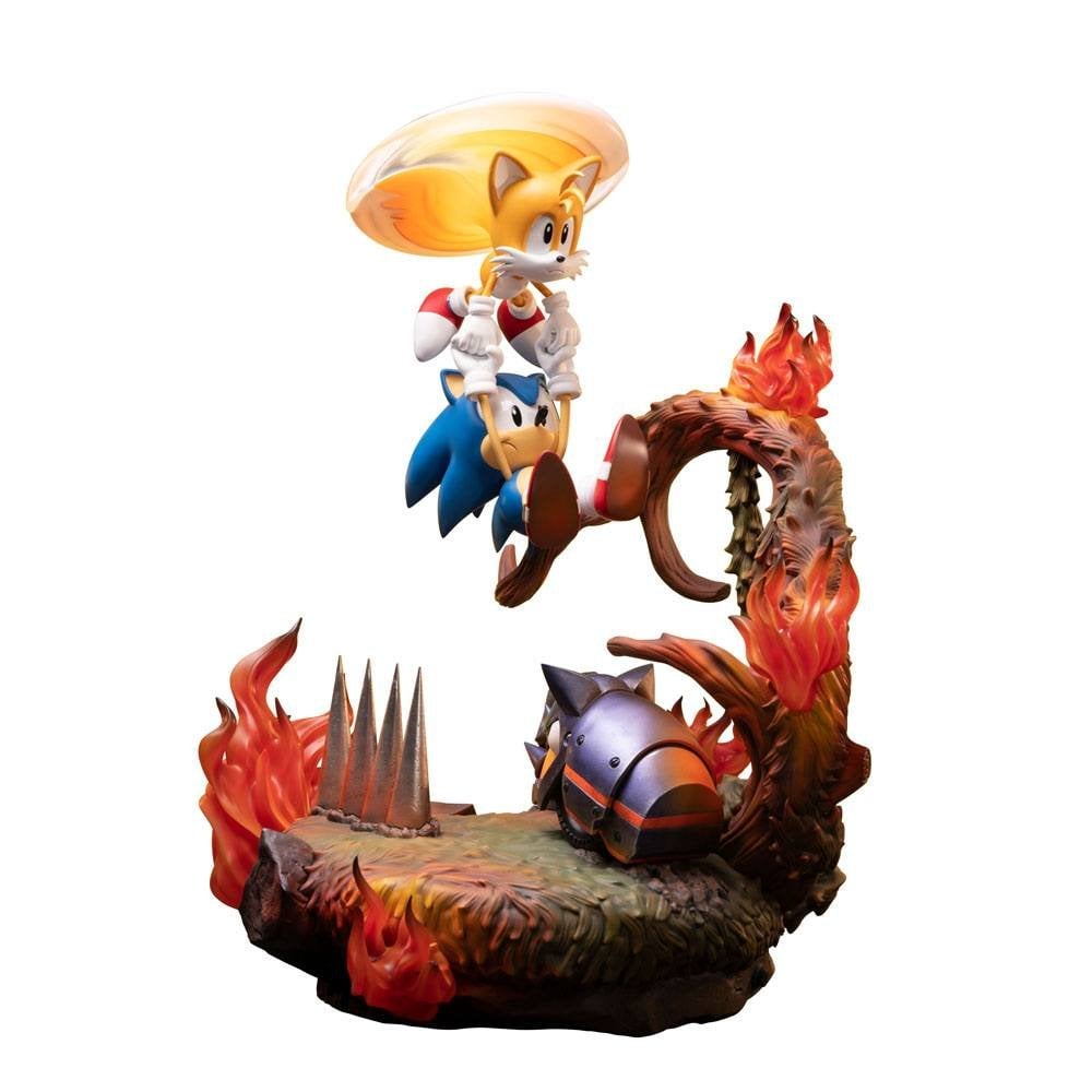 First4Figures Sonic & Tails Statue - Highly Detailed Collectible
