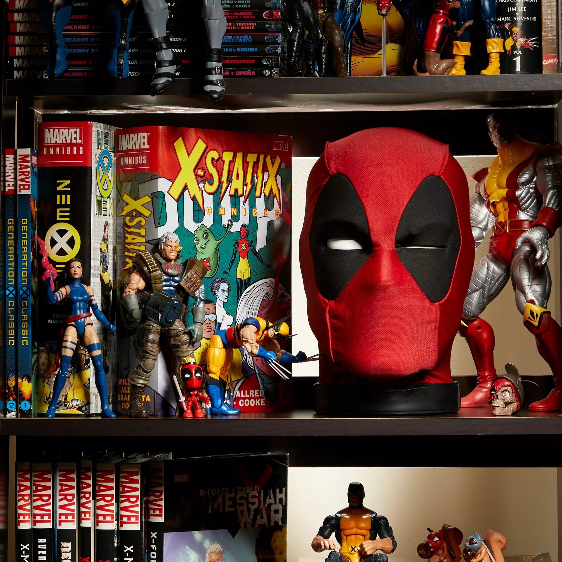Marvel Legends Premium Interactive Deadpool's Head Collectible