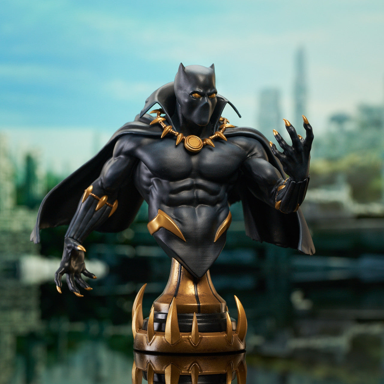Limited Edition 1/7 Scale Marvel Comics Black Panther Mini Bust