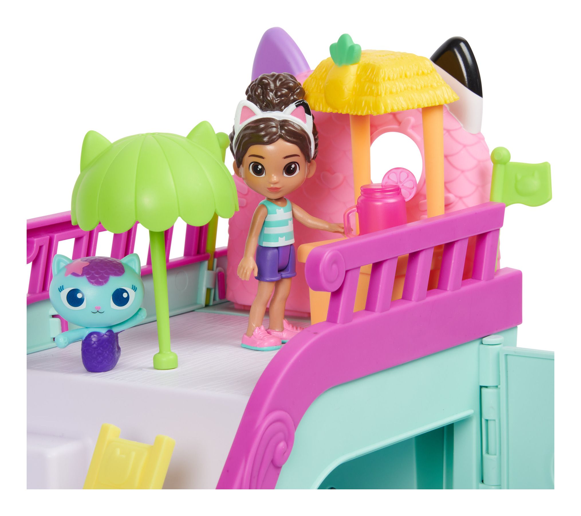 DreamWorks Gabby's Dollhouse Pretend Play Cruise Ship Toy with Multiple Accessories