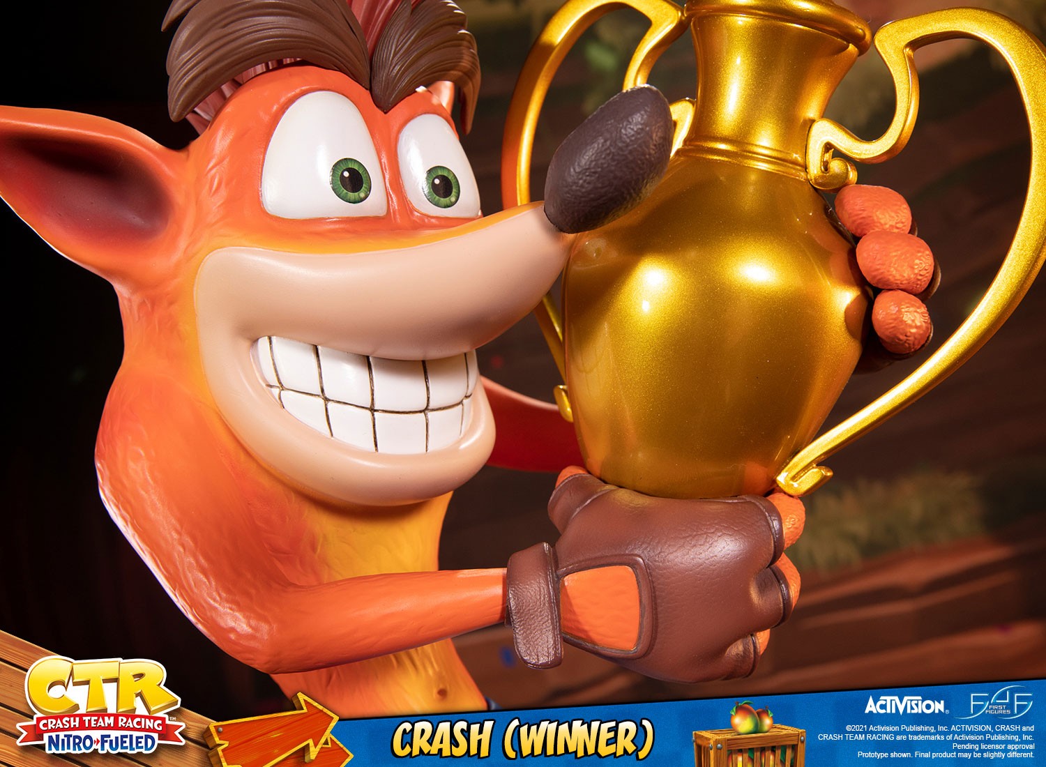 First4Figures Resin Collectible: Crash Bandicoot Nitro-Fueled Winner Statue