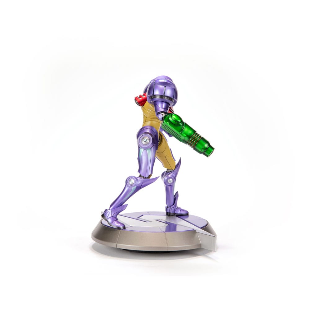 First4Figures Standard Edition PVC Statue of Samus in Metroid Prime Gravity Suit