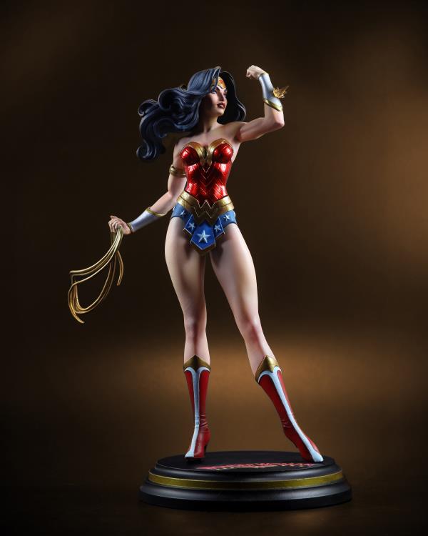 Limited Edition 1/8 Scale McFarlane DC Universe Wonder Woman Statue by J. Scott Campbell