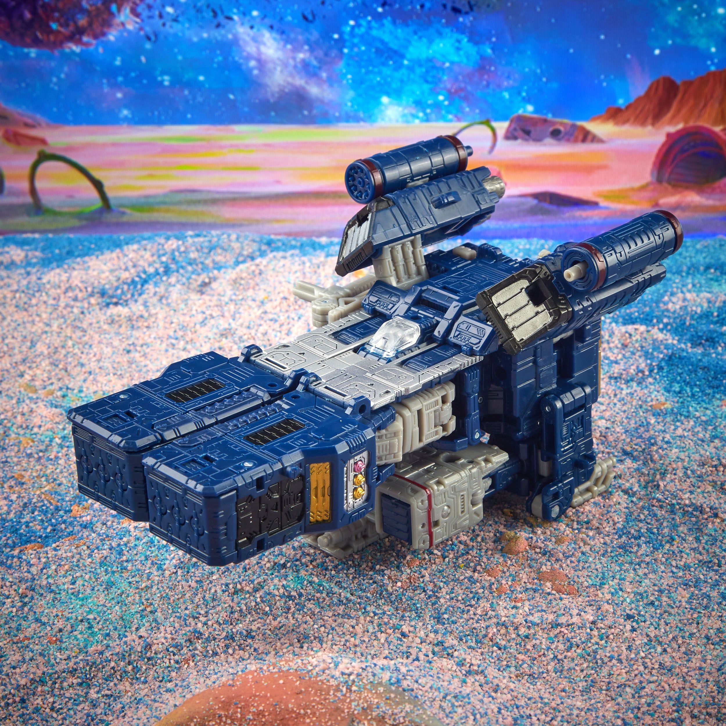 Hasbro's Premium Transformers Generations Legacy Voyager-Scale 7-Inch Action Figure of Soundwave