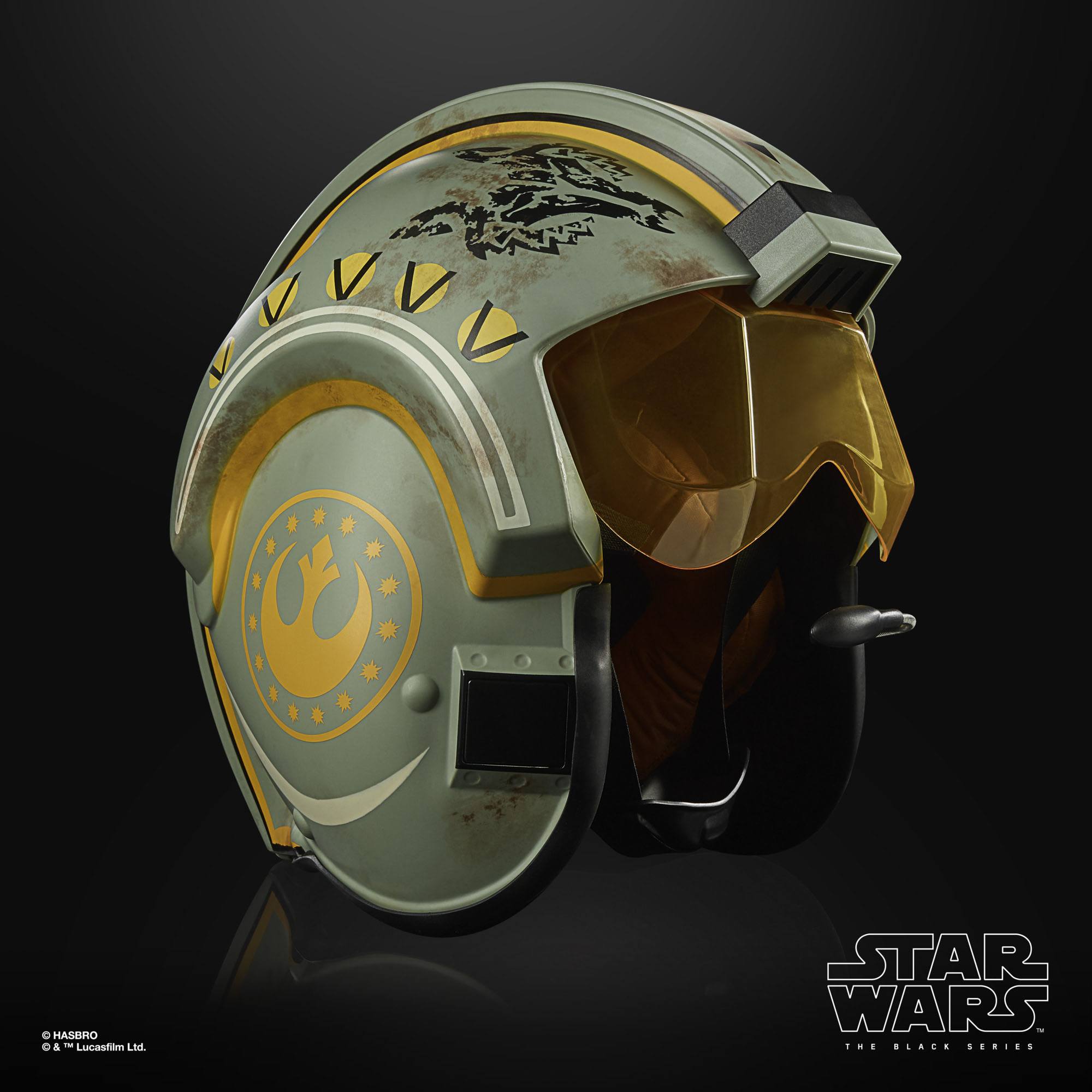 Hasbro Star Wars The Black Series Collectible Electronic Helmet of Trapper Wolf, the New Republic X - wing Pilot