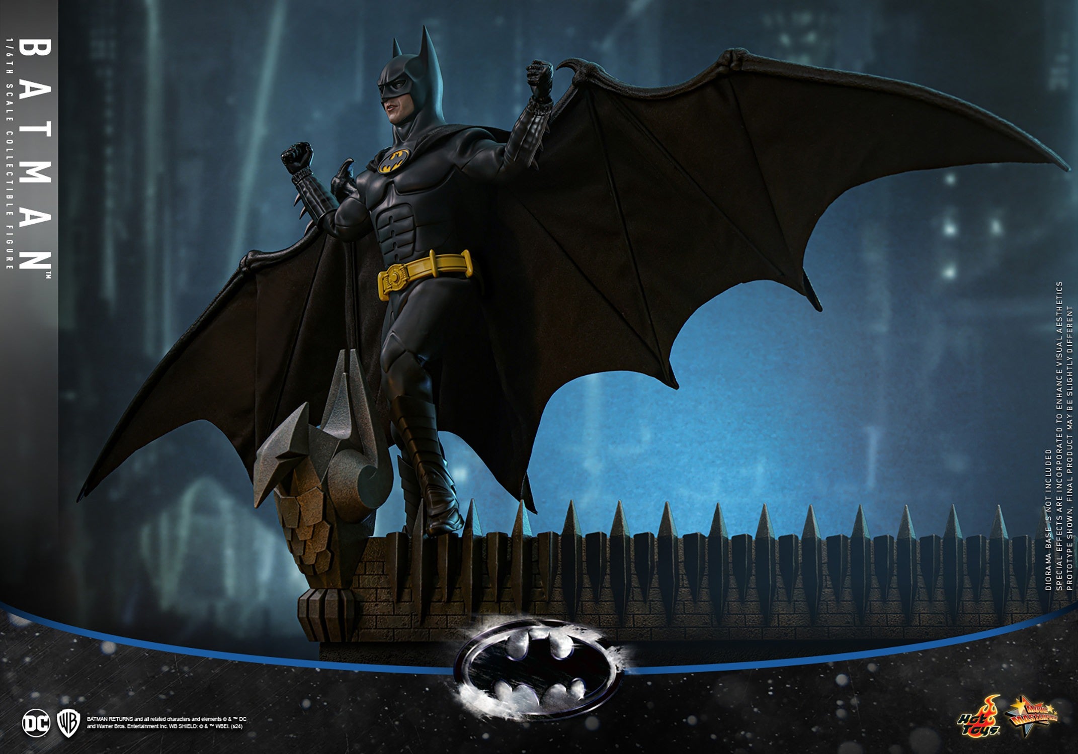 Hot Toys 1/6th Scale Collectible Figure of Batman from Batman Returns Movie
