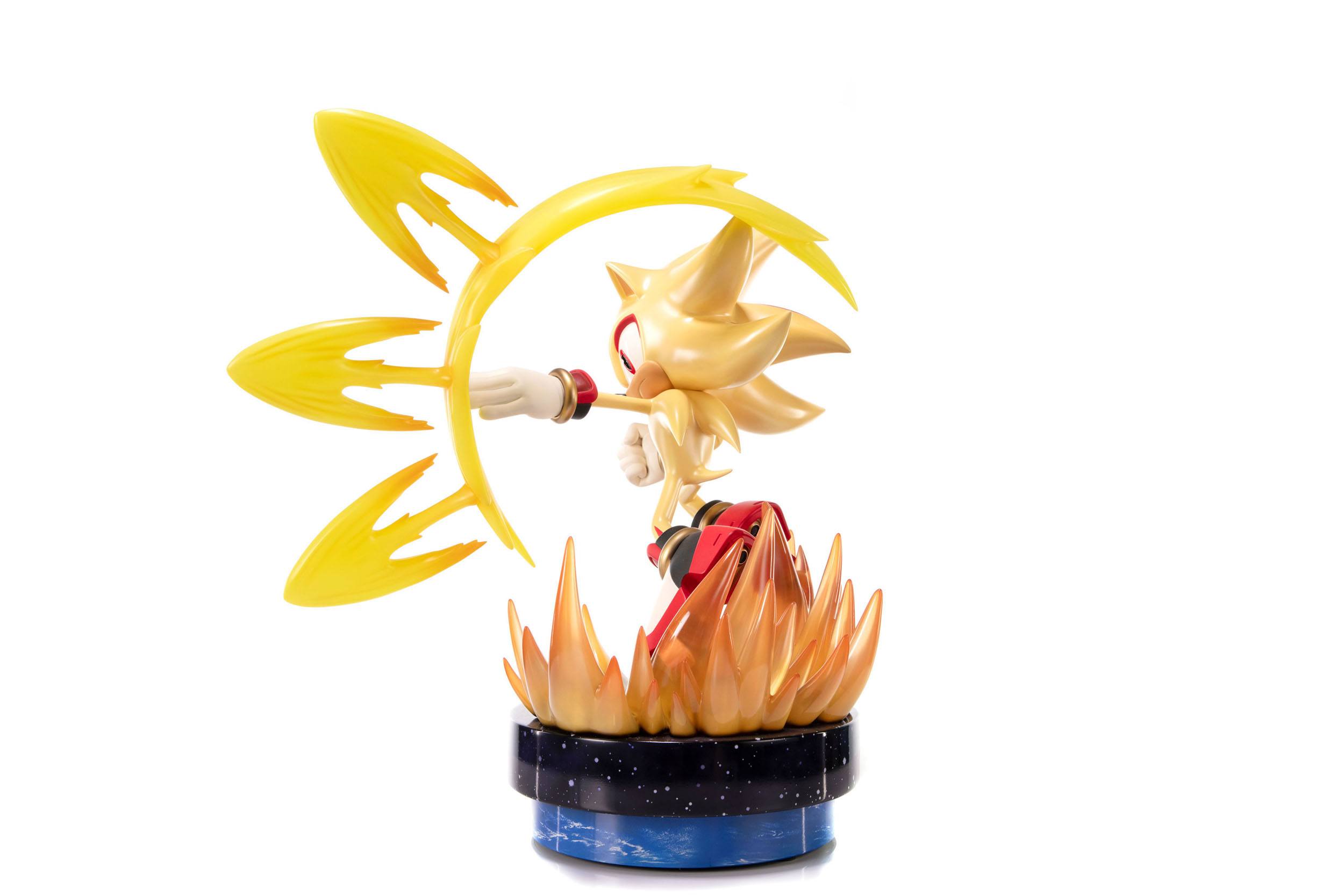 First4Figures Collectible Sonic The Hedgehog Super Shadow Resin Statue