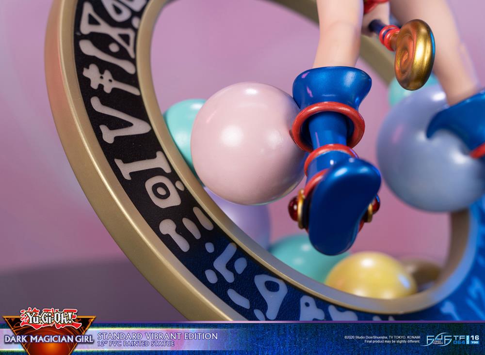 First4Figures Yu-Gi-Oh! Standard Vibrant Edition Dark Magician Girl Statue