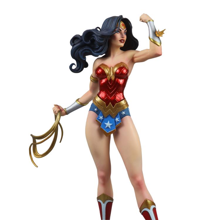 Limited Edition 1/8 Scale McFarlane DC Universe Wonder Woman Statue by J. Scott Campbell