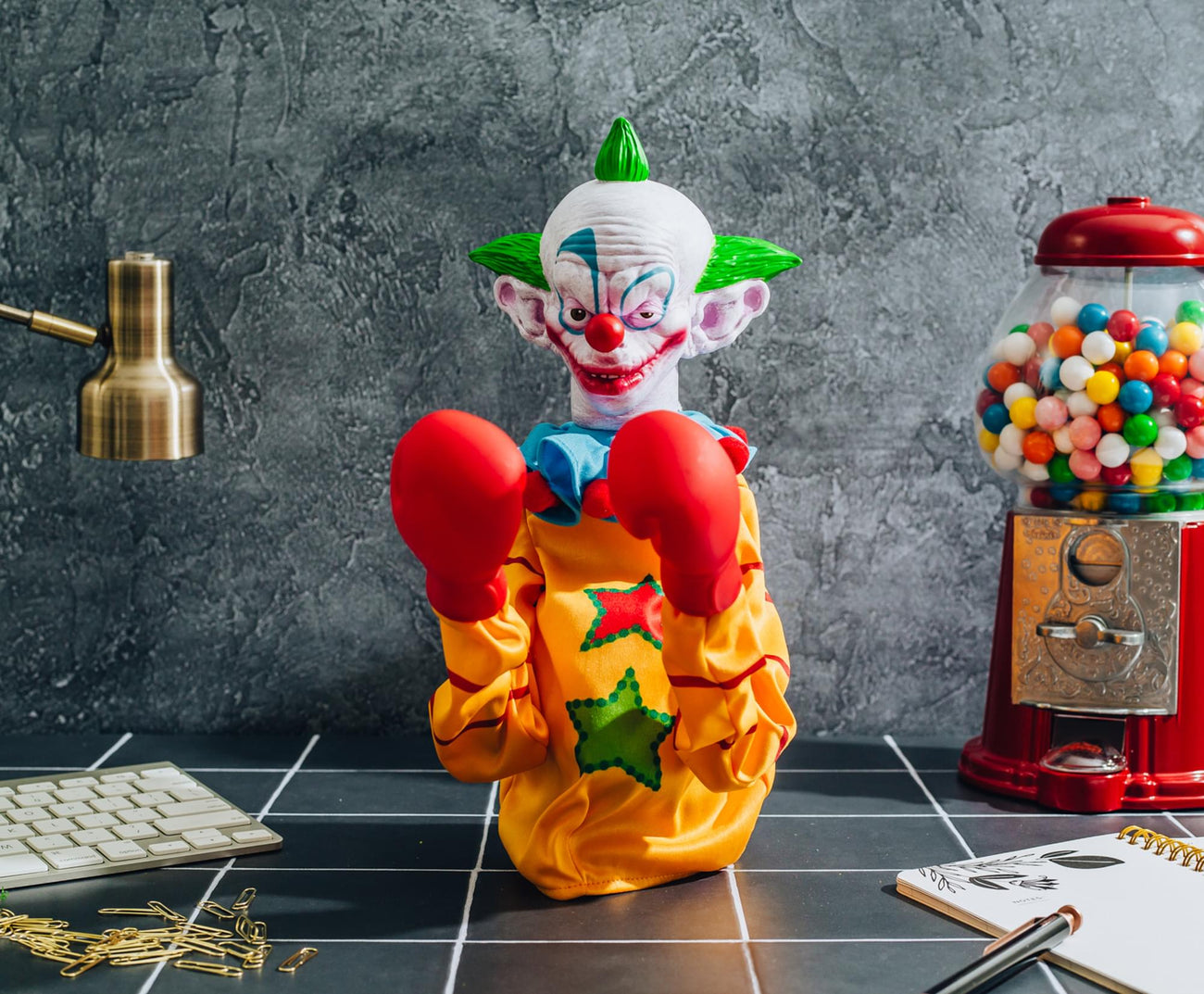 Exclusive 13-Inch Horror Reachers Shorty Boxing Grabbing Puppet from Killer Klowns