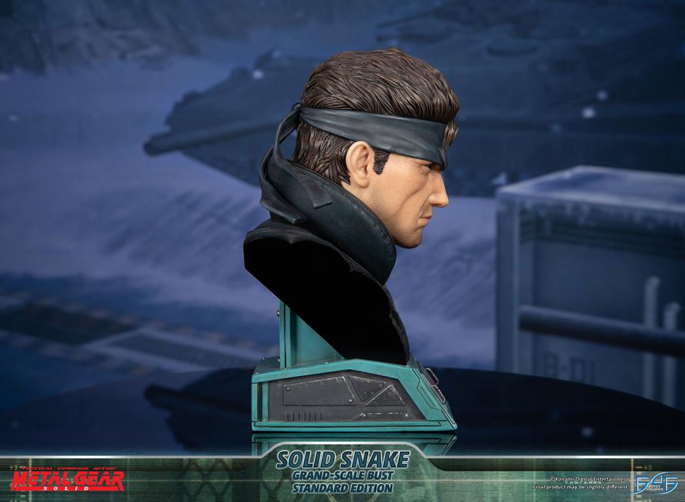 First4Figures Grand Scale Collectible Bust of Solid Snake from Metal Gear Solid