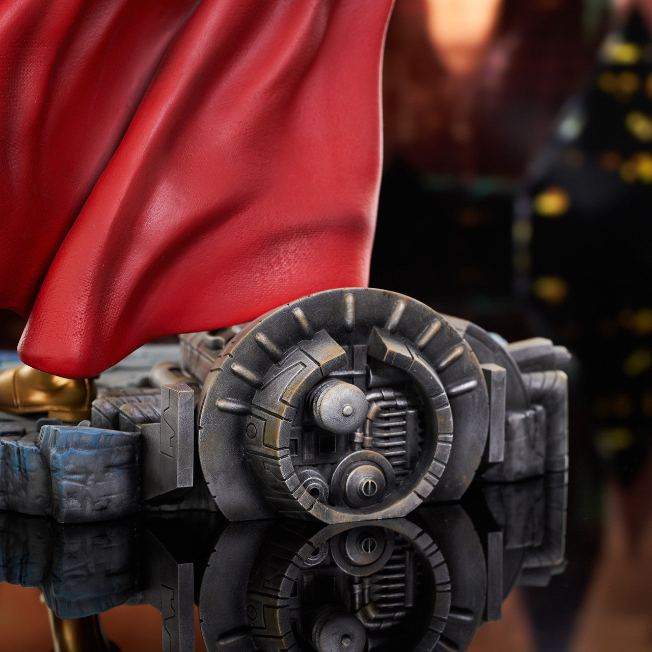 Marvel Premier Collection Limited Edition 1/7 Scale Beta Ray Bill Statue