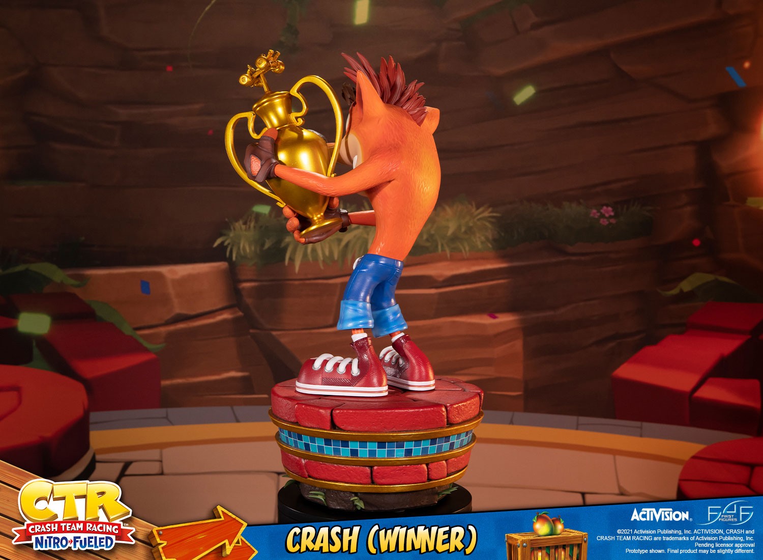 First4Figures Resin Collectible: Crash Bandicoot Nitro-Fueled Winner Statue