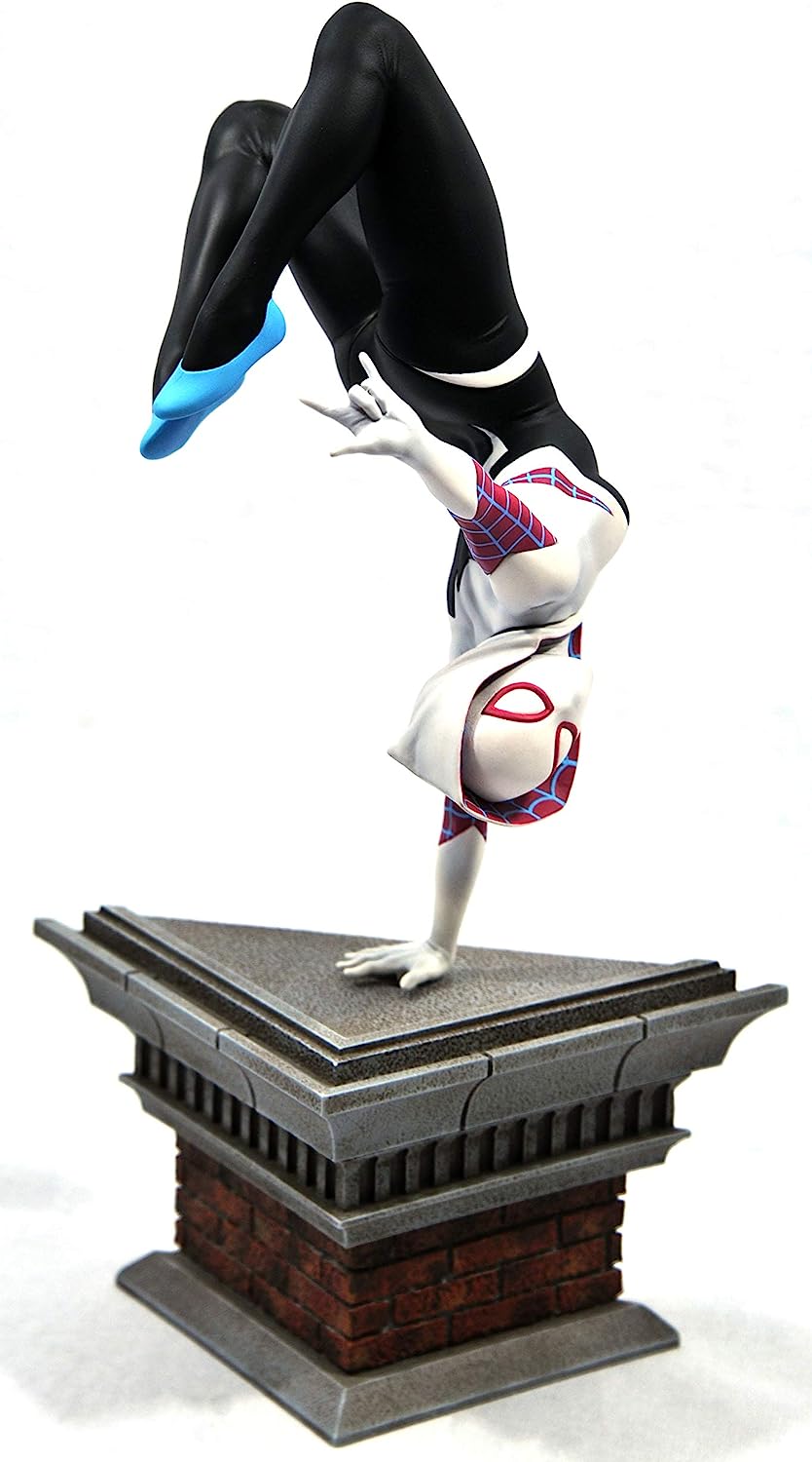 Marvel Gallery 11-Inch High-Quality PVC Ghost Spider (Spider - Gwen) Figure