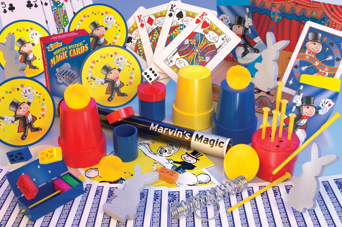 Marvin's Magic Deluxe Edition: A Comprehensive 300-Trick Magic Set for Aspiring Magicians