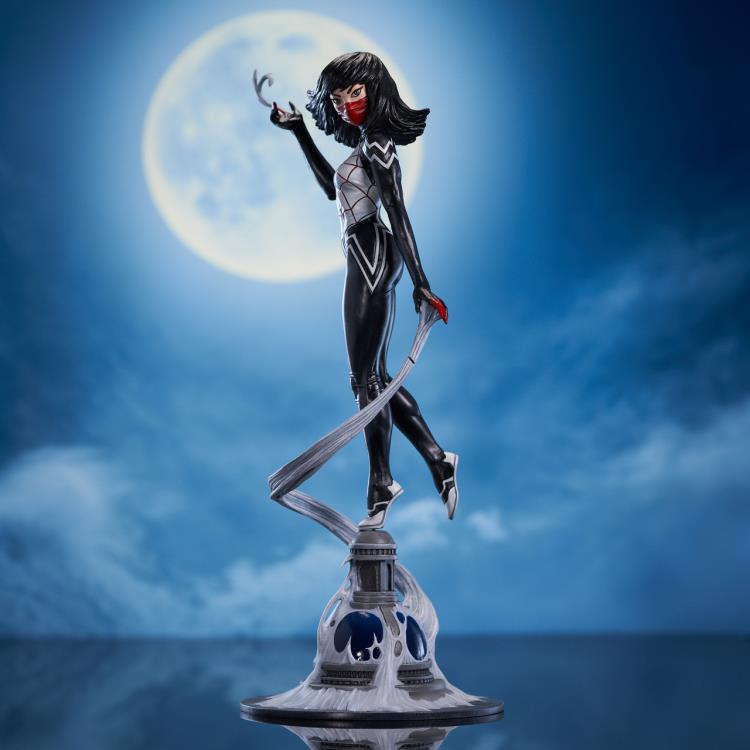 Marvel Premier Collectible Series Silk 1/7 Scale Limited Edition Collectible Statue