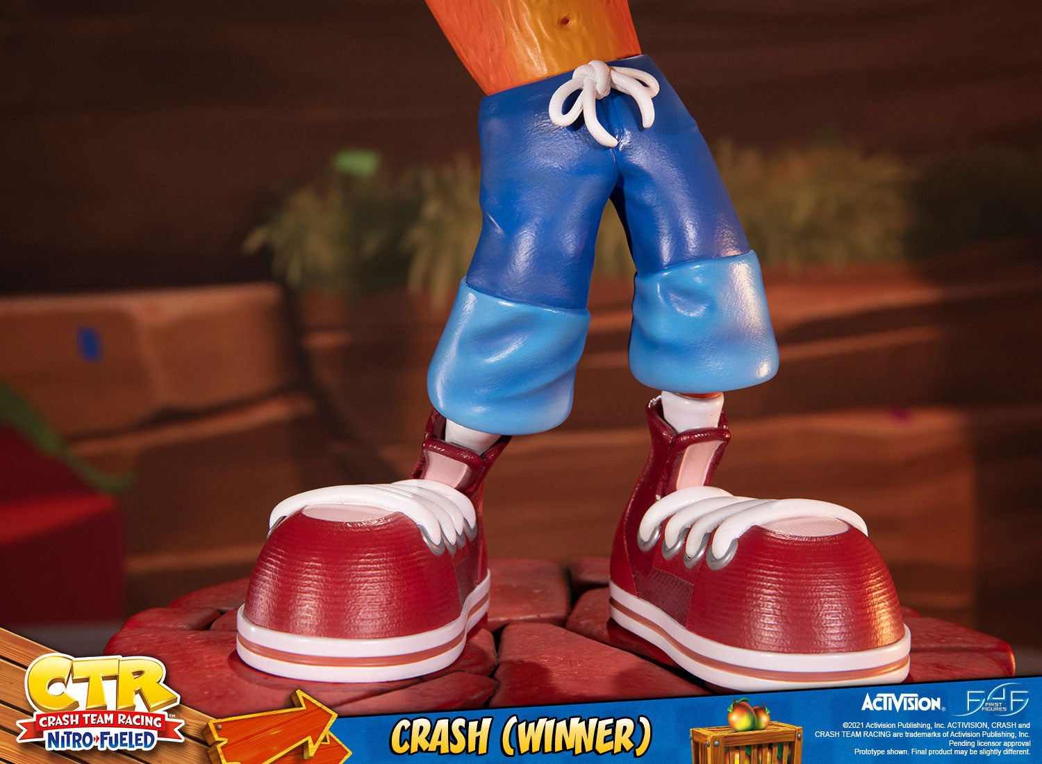 First4Figures Resin Collectible: Crash Bandicoot Nitro-Fueled Winner Statue