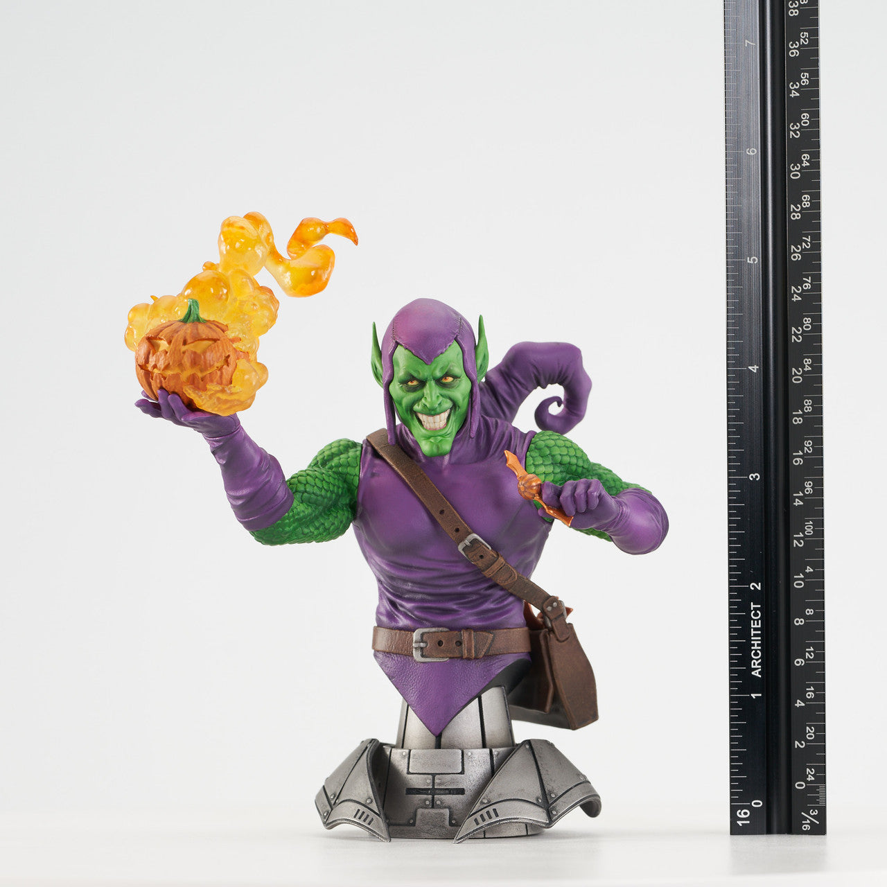 Marvel Comics Limited Edition 1/7 Scale Green Goblin Mini Bust