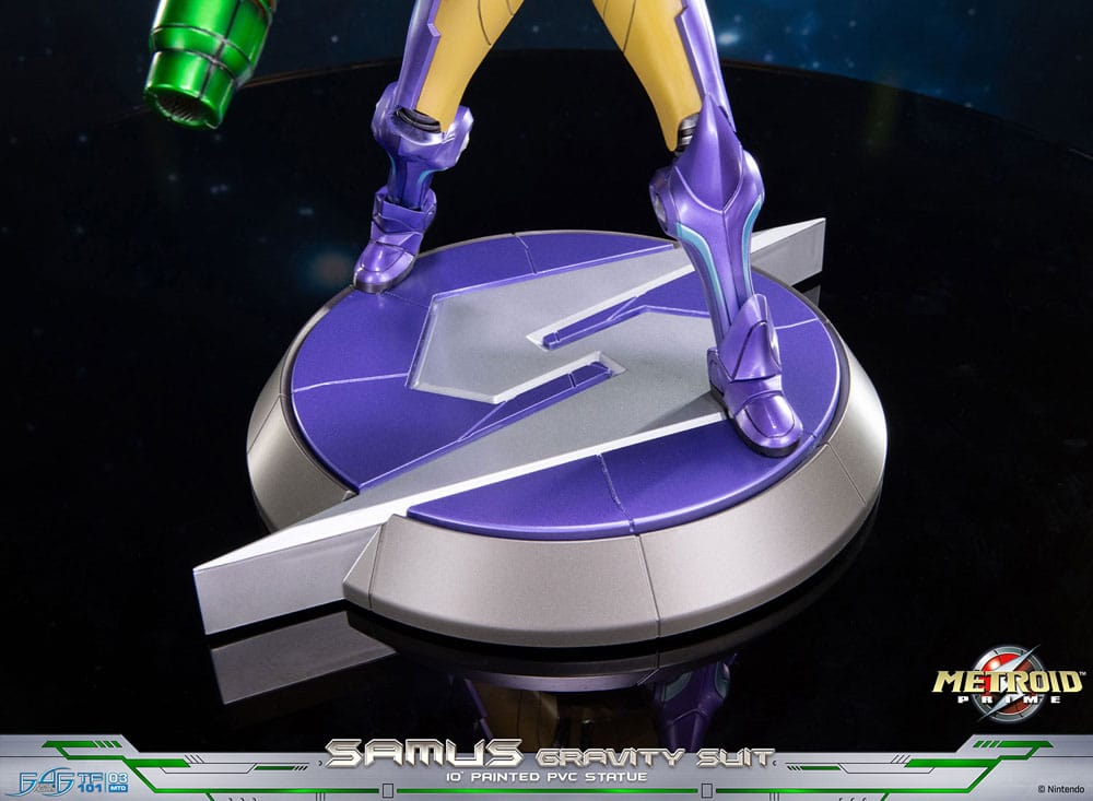 First4Figures Standard Edition PVC Statue of Samus in Metroid Prime Gravity Suit