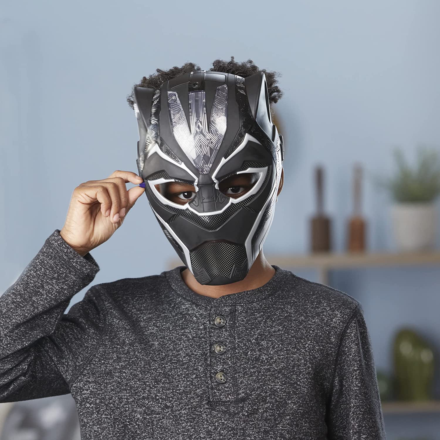 Marvel Black Panther Legacy Collection Vibranium-Powered Role-Play FX Mask for Kids
